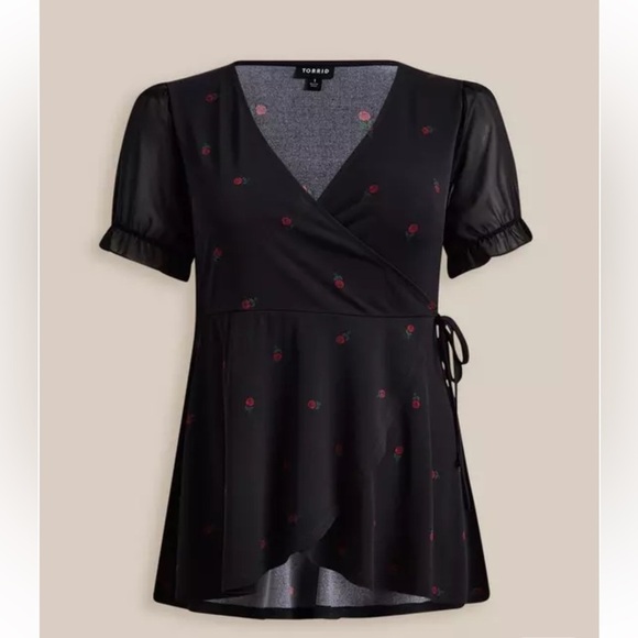 torrid Tops - New! Torrid sz 2 Floral Roses Studio Knit Chiffon‎ Puff Sleeve Surplice Top 2X